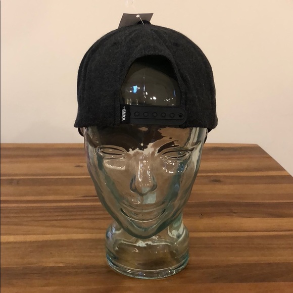 Vans snap back hat - Picture 3 of 5